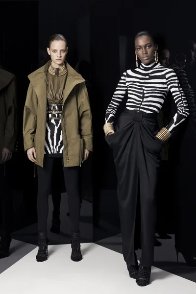 Look 13